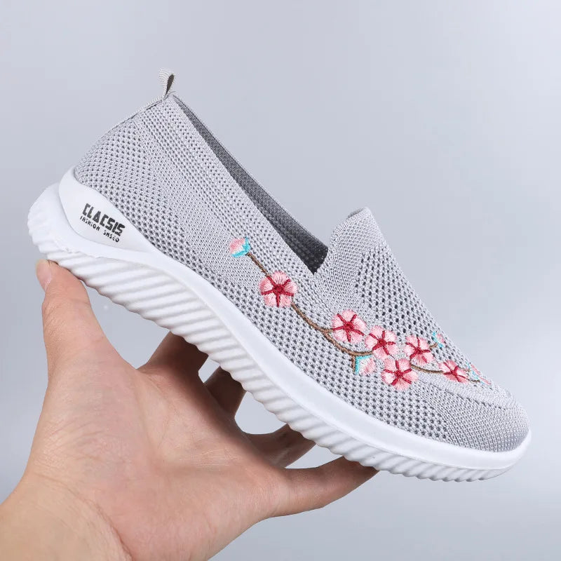 Women’s Breathable Embroidered Sneakers Casual Lightweight Soft Flat Shoes Non Slip Comfortable Walking Shoes