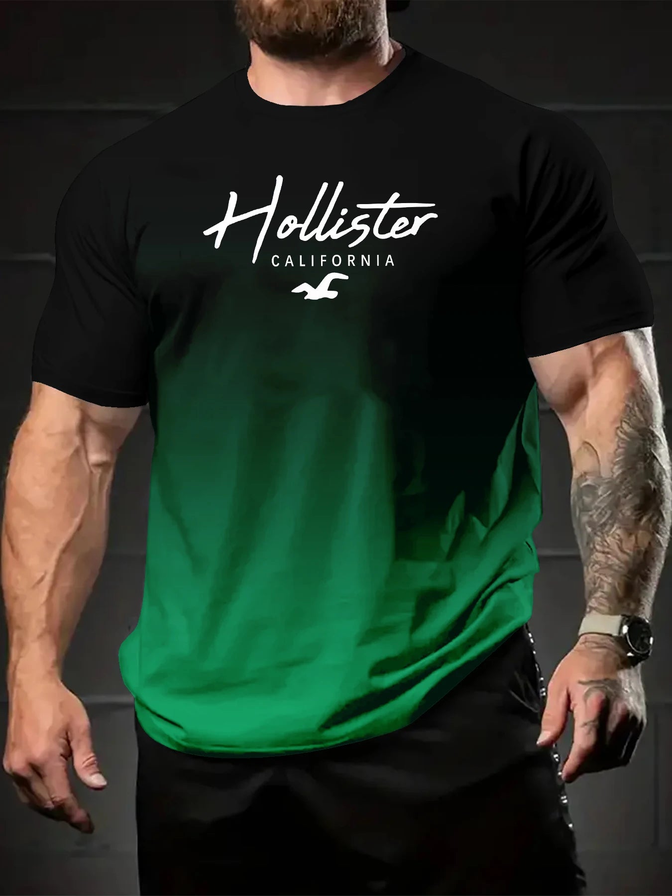 Mens Minimalist Gradient Colour Vibrant Lightning Bolt Print T-Shirt Summer Leisure Short Sleeve Crew Neck Loose Quick Dry Tops
