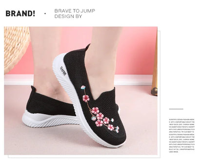 Women’s Breathable Embroidered Sneakers Casual Lightweight Soft Flat Shoes Non Slip Comfortable Walking Shoes