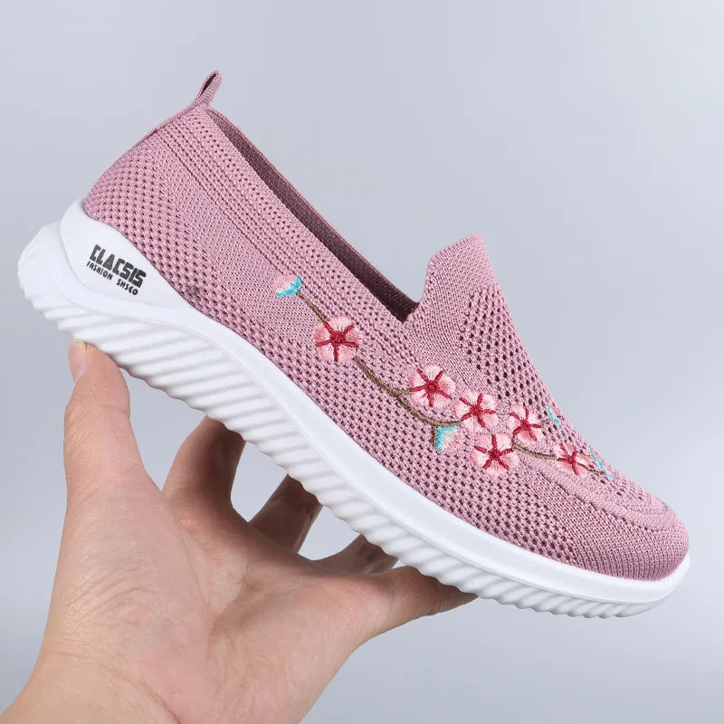 Women’s Breathable Embroidered Sneakers Casual Lightweight Soft Flat Shoes Non Slip Comfortable Walking Shoes